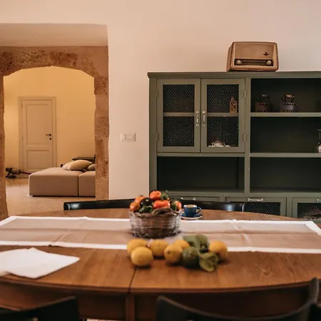 Guest house Palazzo Pati 4*
