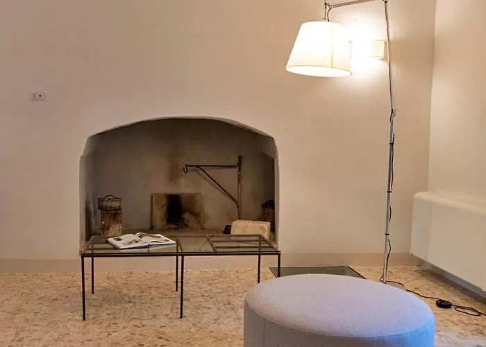 Palazzo Pati 招待所 Tiggiano