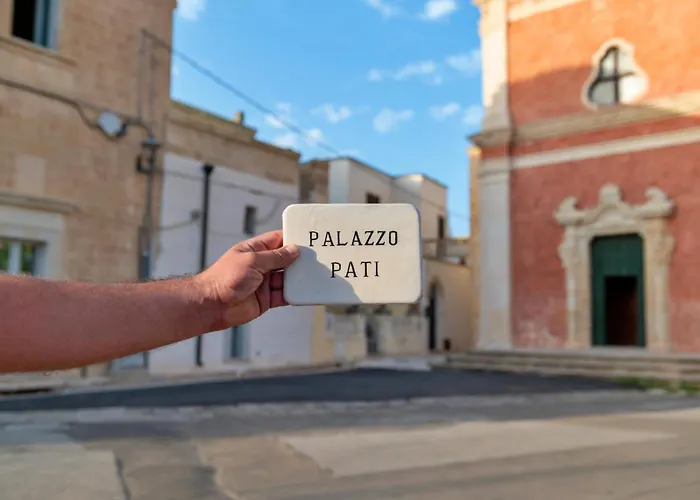 Palazzo Pati 招待所 Tiggiano