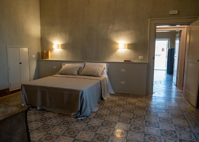 Konukevi Palazzo Pati 4*